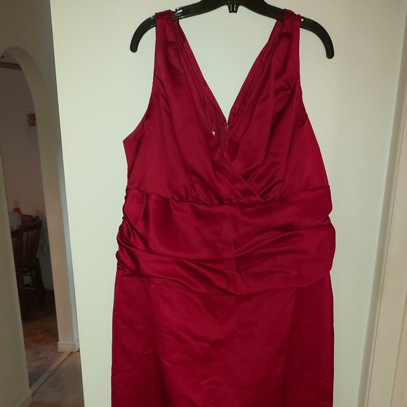Davids Bridal Red Long Gown - Picture 3 of 11